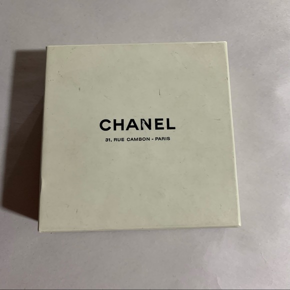 CHANEL P96 Gold Lattice Cuff Bracelet $1800 - Picture 5 of 14